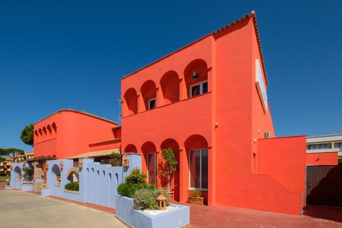 Imagen de los exteriores del Aparthotel Las Dunas, Chiclana - Sancti Petri. Foto 19