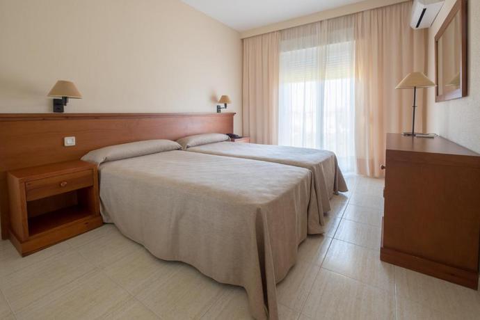 Imagen de la habitación del Aparthotel Las Dunas, Chiclana - Sancti Petri. Foto 13