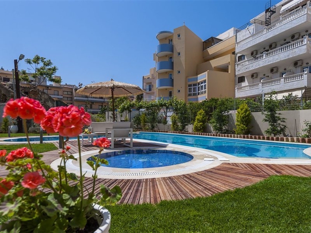 Imagen general del Aparthotel Leonidas Hotel and Apartments. Foto 3