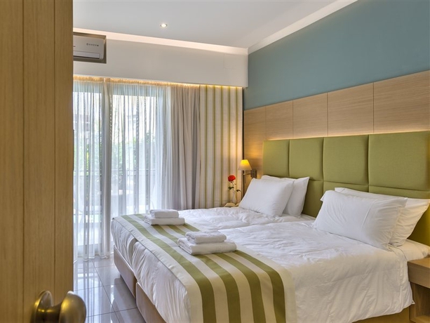 Imagen general del Aparthotel Leonidas Hotel and Apartments. Foto 10