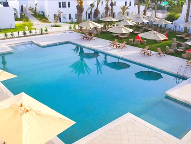 Imagen de la piscina del Aparthotel Les Jardins De Toumana. Foto 18