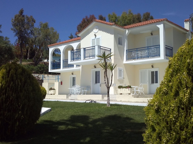 Imagen de los exteriores del Aparthotel Liberatos Village. Foto 8