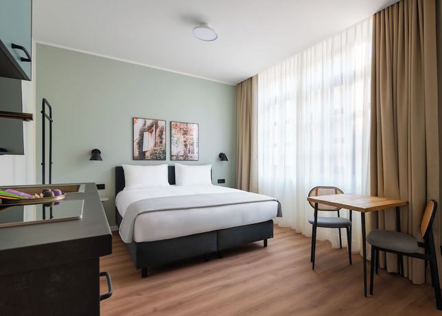 Imagen de la habitación del Aparthotel Limehome Athens Geraniou. Foto 3