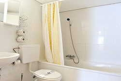 Imagen de la habitación del Aparthotel Limehome Berlin Sybelstr. Foto 4