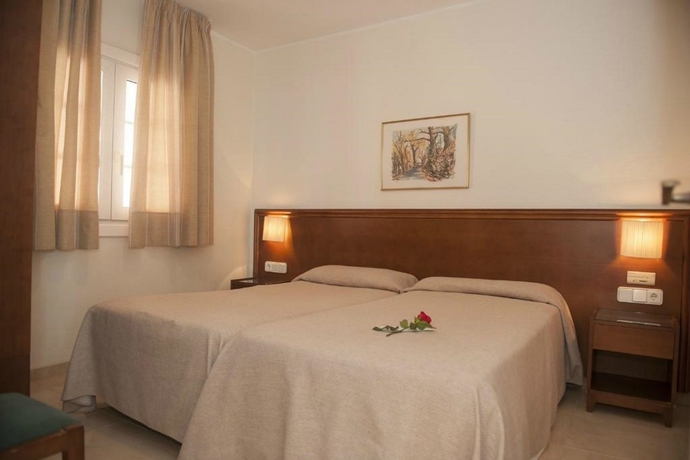 Imagen general del Aparthotel Lloyds Beach Club. Foto 6