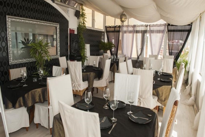 Imagen general del Aparthotel Lloyds Beach Club. Foto 15
