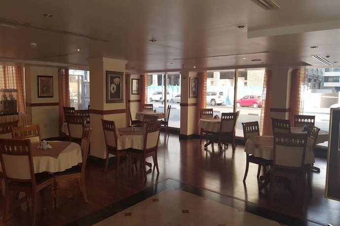 Imagen general del Aparthotel London Crown 2. Foto 4
