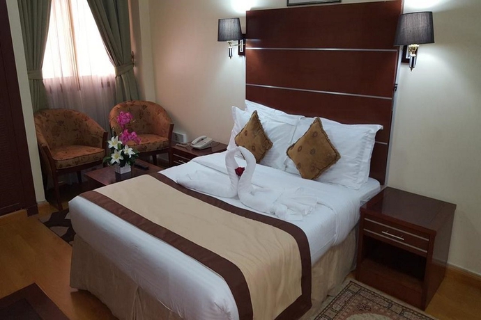 Imagen general del Aparthotel London Crown 2. Foto 5