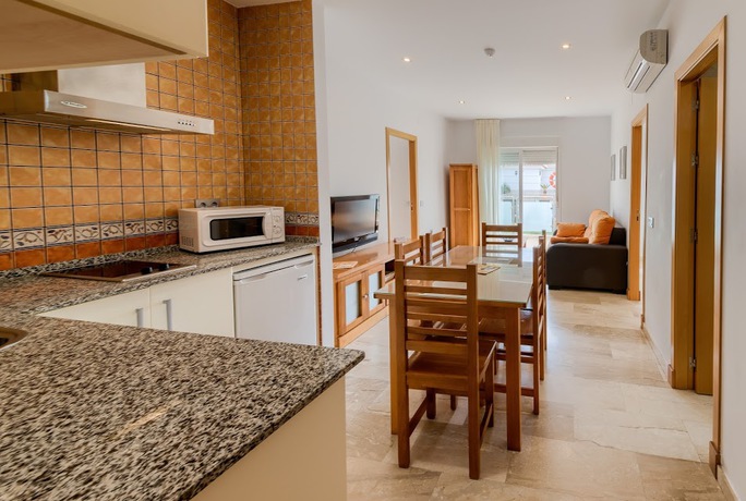 Imagen de la habitación del Aparthotel Loto Conil. Foto 13