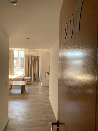 Imagen de la habitación del Aparthotel Lujan Homes. Foto 2