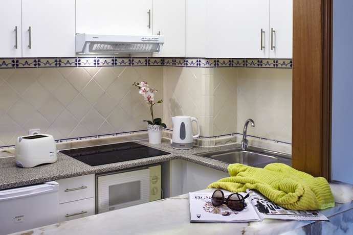 Imagen de la habitación del Aparthotel Luna Clube Oceano. Foto 5