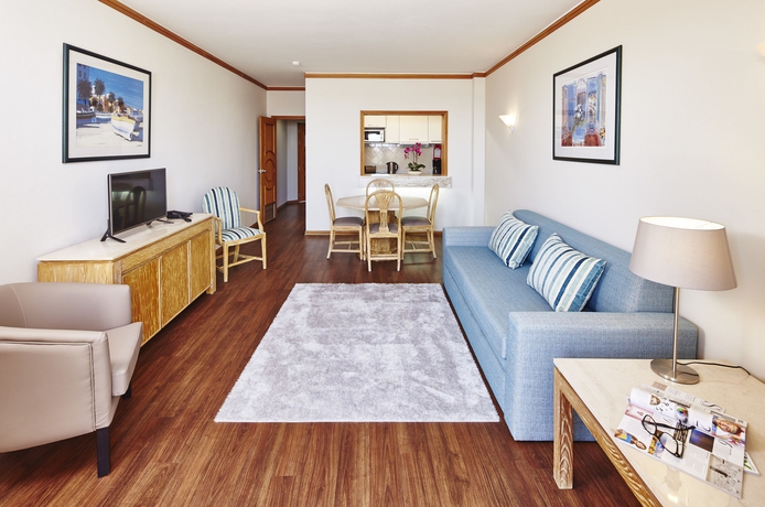 Imagen de los interiores del Aparthotel Luna Clube Oceano. Foto 8
