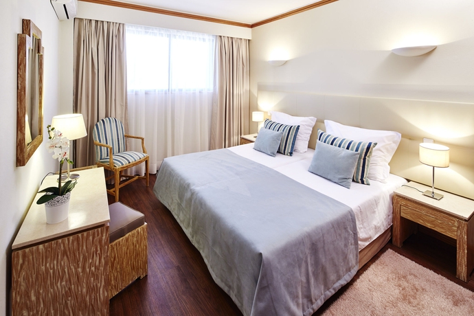 Imagen de la habitación del Aparthotel Luna Clube Oceano. Foto 7