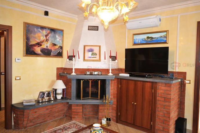 Imagen de los interiores del Aparthotel Luxury Ovidiu Mamaia. Foto 13