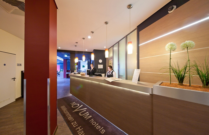 Imagen de los interiores del Aparthotel MIAMI House. Foto 16