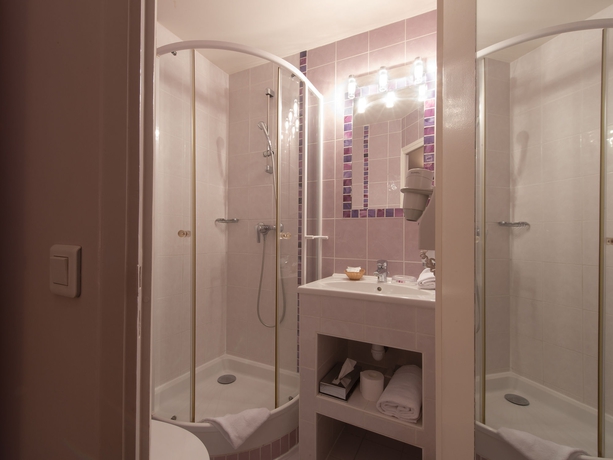 Imagen de la habitación del Aparthotel Makom Pereire. Foto 2