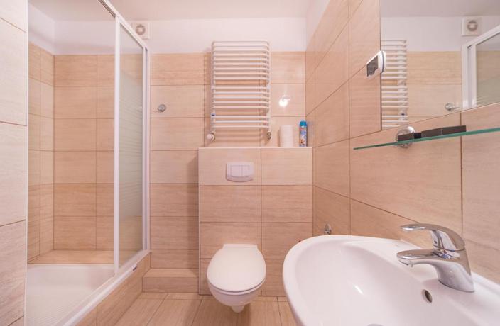 Imagen de la habitación del Aparthotel Malinka. Foto 8