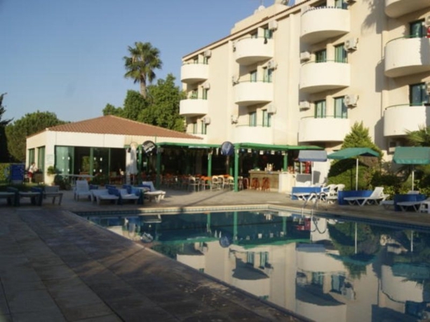 Imagen general del Aparthotel Mandalena. Foto 5
