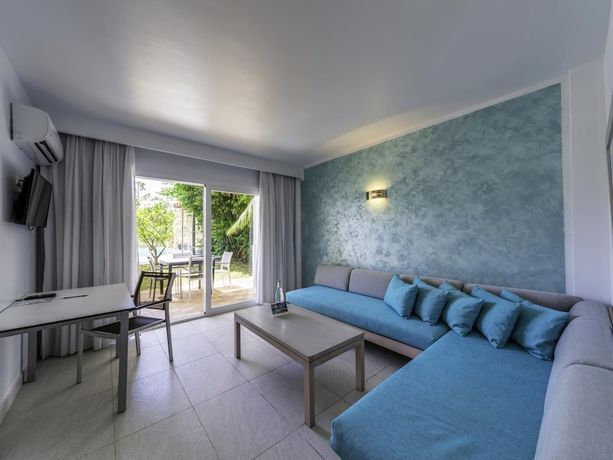 Imagen de la habitación del Aparthotel MarSenses Natura Olea. Foto 3
