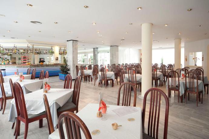 Imagen general del Aparthotel Maracaibo, Ca'n Picafort. Foto 3