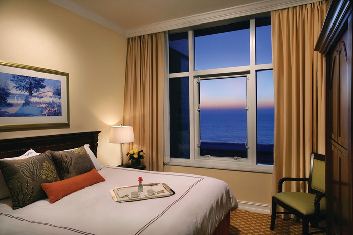 Imagen de la habitación del Aparthotel Marco Beach Ocean Suites. Foto 3