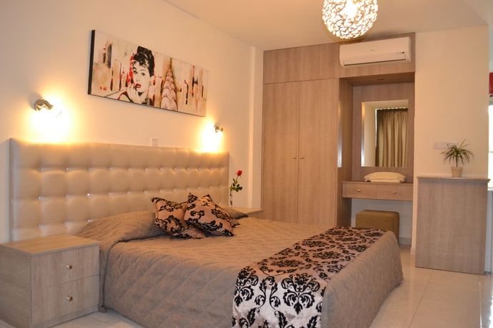Imagen de la habitación del Aparthotel Marianna, Limasol. Foto 4
