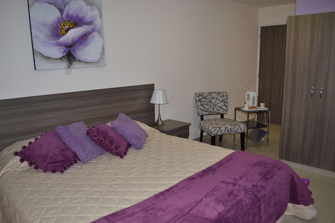 Imagen de la habitación del Aparthotel Marianna, Limasol. Foto 10