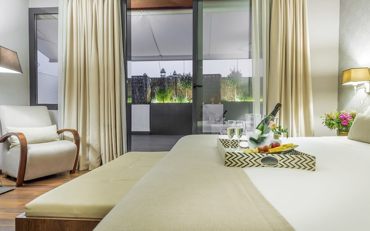 Imagen de la habitación del Aparthotel Mariano Cubi Barcelona. Foto 11