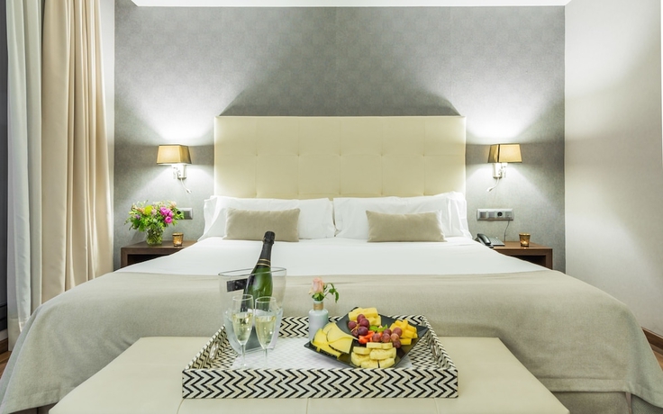 Imagen de la habitación del Aparthotel Mariano Cubi Barcelona. Foto 12