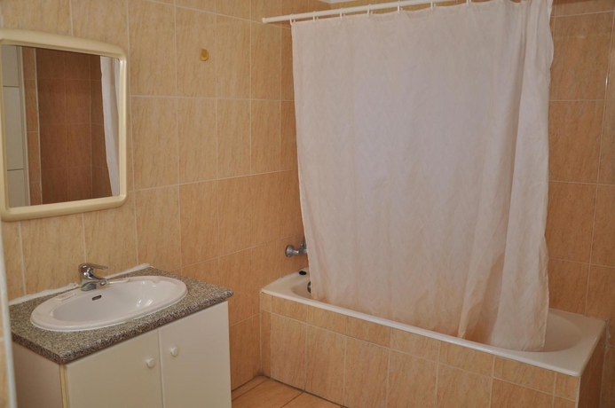 Imagen de la habitación del Aparthotel Mariela Hotel Apartments. Foto 2