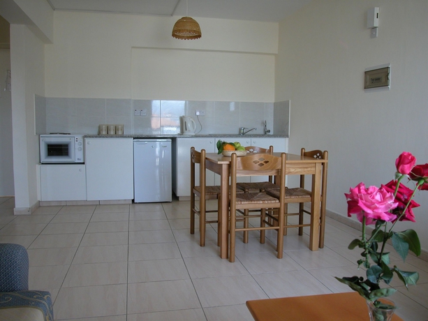 Imagen de la habitación del Aparthotel Mariela Hotel Apartments. Foto 4
