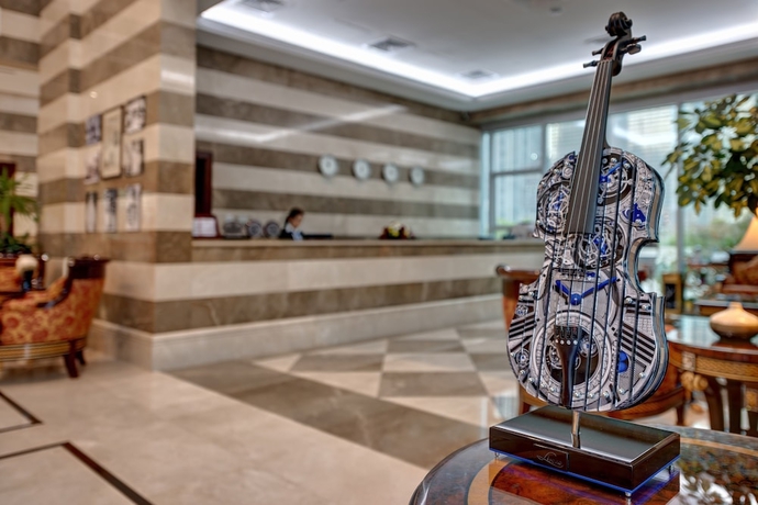 Imagen de los interiores del Aparthotel Marina Hotel Apartments. Foto 18
