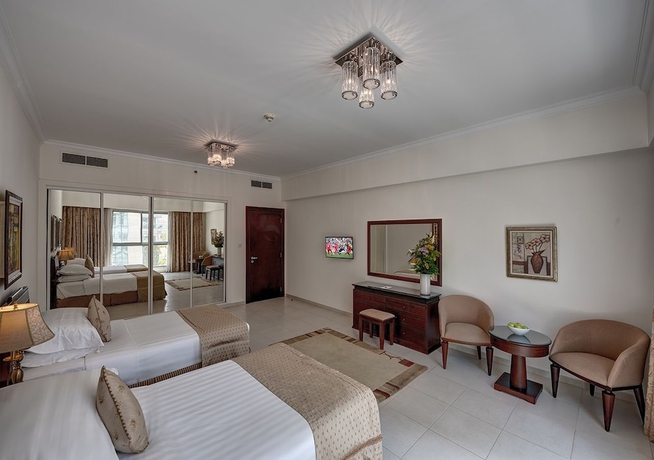 Imagen de la habitación del Aparthotel Marina Hotel Apartments. Foto 10