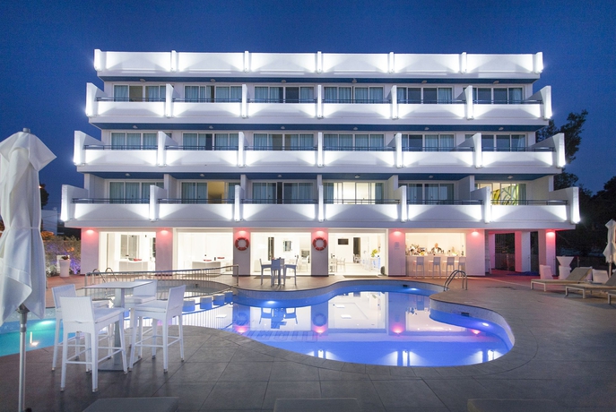 Imagen general del Aparthotel Marina Playa by Typic Hotels &ndash; Solo Adultos. Foto 2