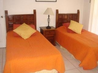 Imagen de la habitación del Aparthotel Marina Sol A-308. Foto 3