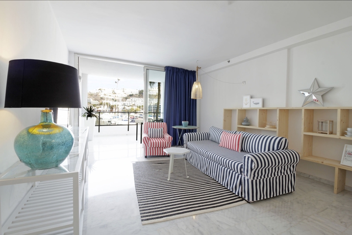 Imagen de los interiores del Aparthotel Marina Suites, Puerto Rico. Foto 15