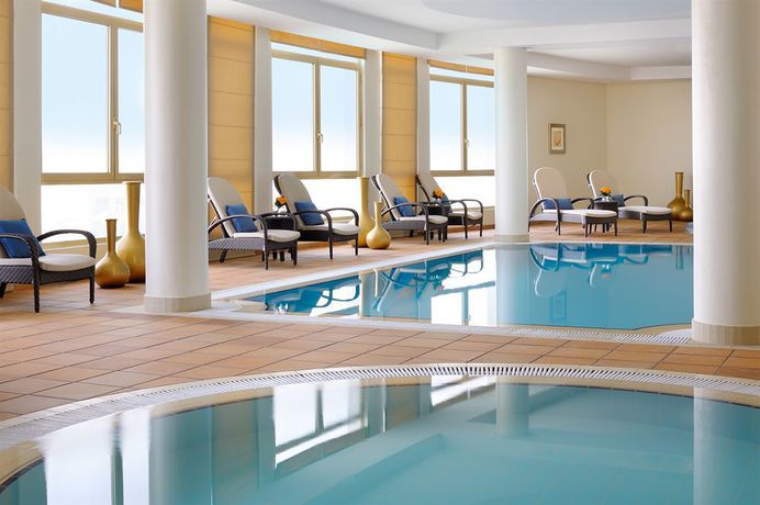 Imagen de la piscina del Aparthotel Marriott Executive Apartments Riyadh, Convention Center. Foto 8