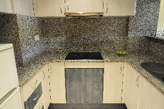 Imagen de la habitación del Aparthotel Marsol, Castelldefels. Foto 5