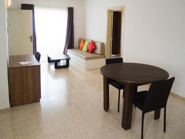 Imagen general del Aparthotel Mavina Hotel and Apartments. Foto 12