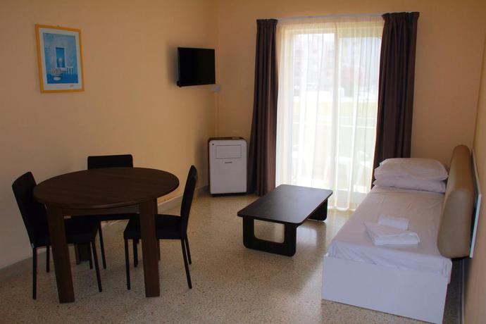 Imagen general del Aparthotel Mavina Hotel and Apartments. Foto 14
