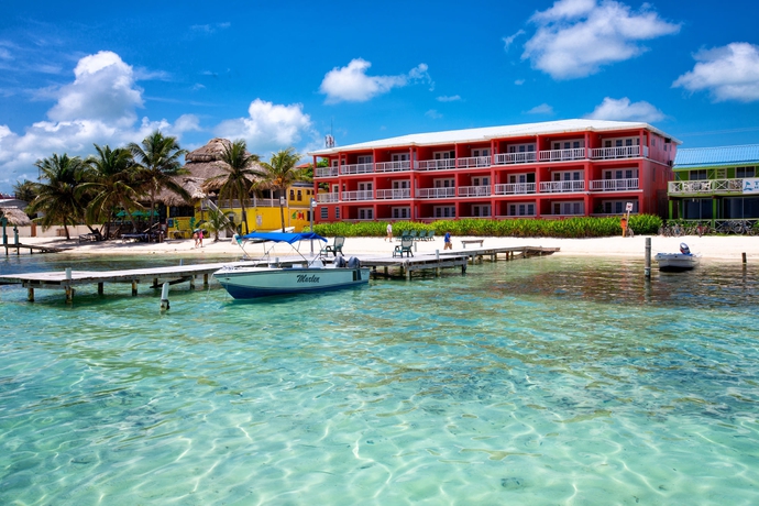 Imagen de los exteriores del Aparthotel Mayan Princess Hotel. Foto 10