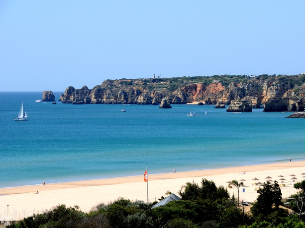 Imagen de los exteriores del Aparthotel Meia Praia Lagos - Beach Club Apartments. Foto 9
