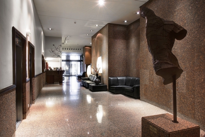 Imagen de los interiores del Aparthotel Mendebaldea Suites. Foto 3
