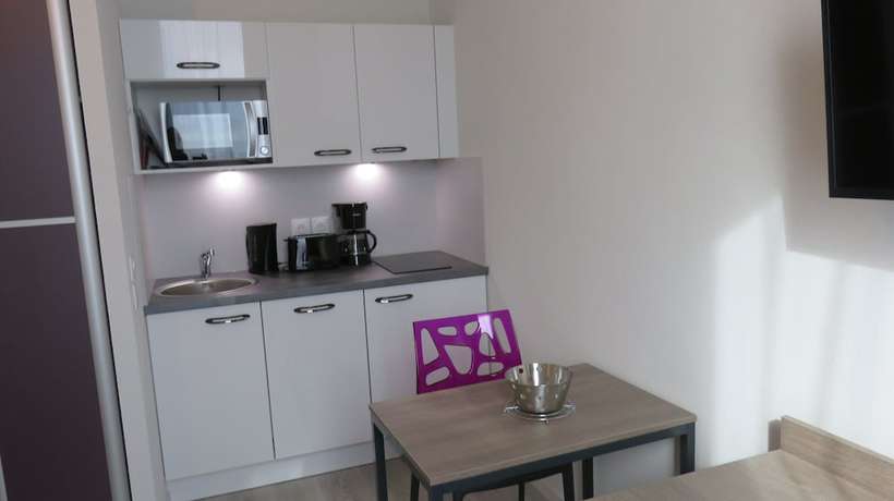 Imagen de la habitación del Aparthotel Mer and Golf City Bordeaux Lac. Foto 5