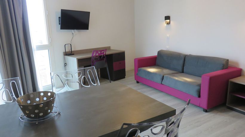 Imagen de la habitación del Aparthotel Mer and Golf City Bordeaux Lac. Foto 15