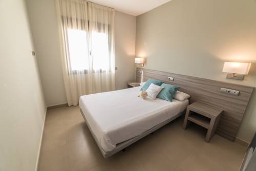 Imagen de la habitación del Aparthotel Miguel Sanchez. Foto 5
