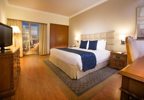 Imagen de la habitación del Aparthotel Millennium Plaza Downtown Suites. Foto 17