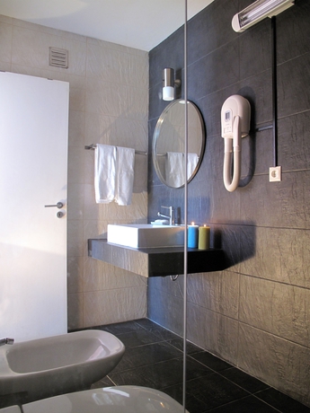 Imagen de la habitación del Aparthotel Mimi - Milfontes Miami Penthouse With Rooftop Infinity Pool - Duna Parque Group. Foto 5