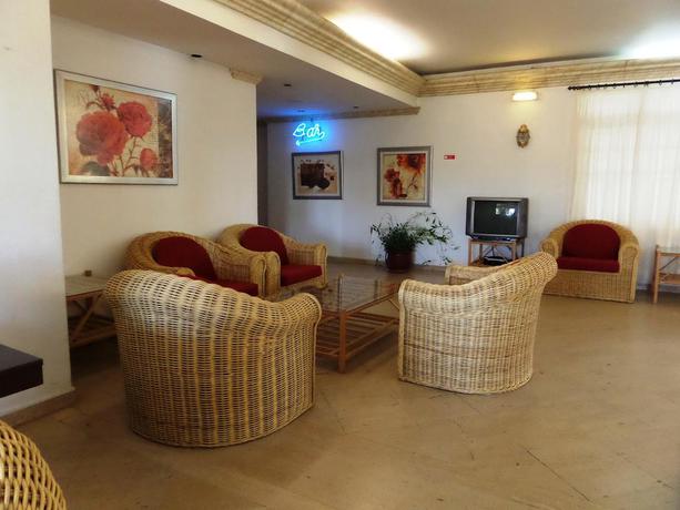 Imagen de los interiores del Aparthotel Mirachoro Portimao. Foto 10