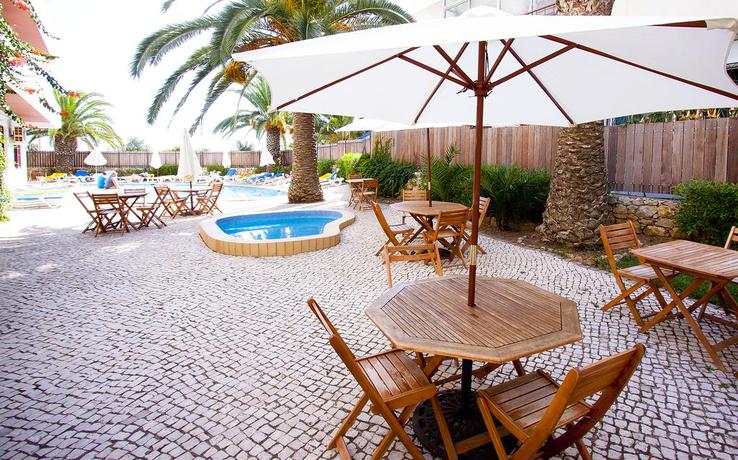 Imagen de los exteriores del Aparthotel Mirachoro Portimao. Foto 7